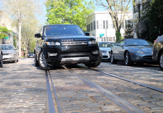 Refined luxury: 2016 Range Rover Sport HSE Td6