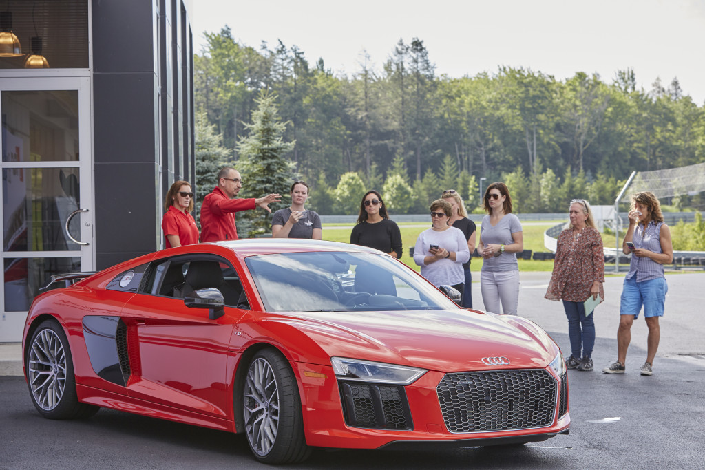 2017 Audi R8 Dynamite Red